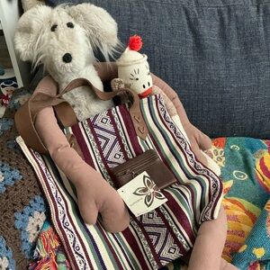 SutiSana “Roadtrip” tote bag and coordinating leather coin purse!